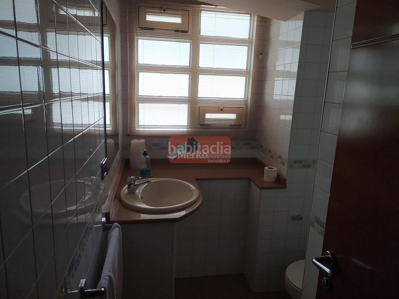 Foto a7a0c4cd-7121-4852-8b32-e1445ce4f7ba. Oficina amb calefacció a A Milagrosa Lugo