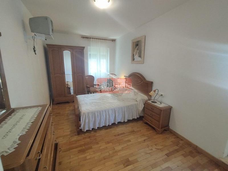 Foto 75ea49c6-65f2-4975-ad6a-9b3cba67e29b. Chalet se vende vivienda unifamiliar con terreno , os ancares lucenses en Baralla