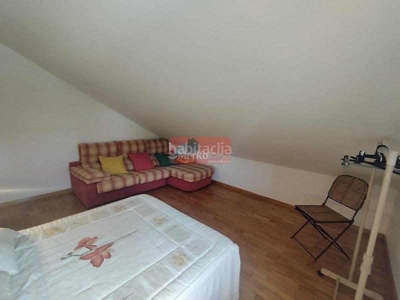 Foto a4b1fcb9-b020-4ec6-a289-78a81d3245f8. Chalet se vende vivienda unifamiliar con terreno , os ancares lucenses en Baralla