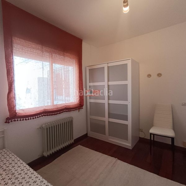 Foto 0370924d-291f-418f-9cb4-bd687c9629a3. Rent flat with parking in Residencia - Abella Lugo