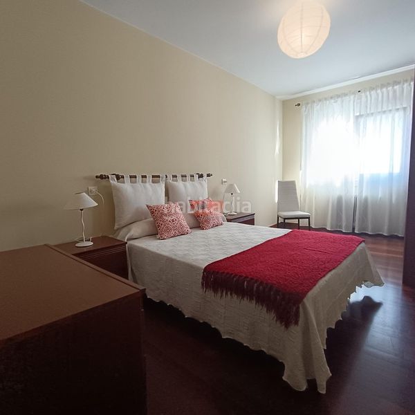 Foto 325b0d7b-3d8e-4527-973f-5959296b0214. Rent flat with parking in Residencia - Abella Lugo