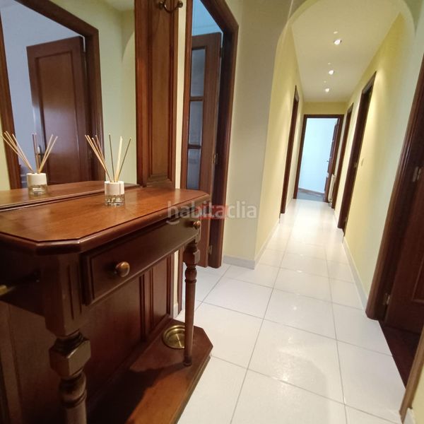 Foto 4c847959-5555-4443-be04-348577dd3f68. Rent flat with parking in Residencia - Abella Lugo