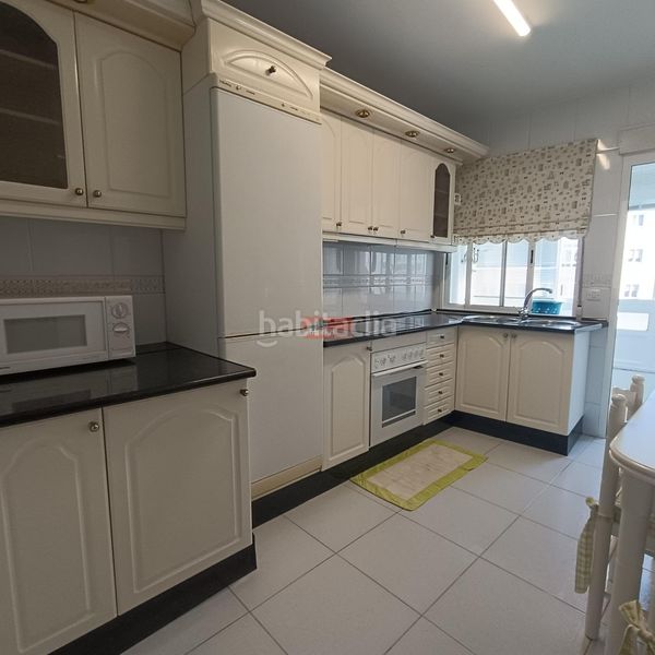 Foto 6042aea5-8b17-48ab-a57e-03729ccdbbe2. Rent flat with parking in Residencia - Abella Lugo