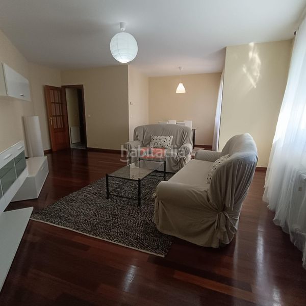 Foto 68092870-d7fc-49ee-8e22-a28a715674ff. Rent flat with parking in Residencia - Abella Lugo