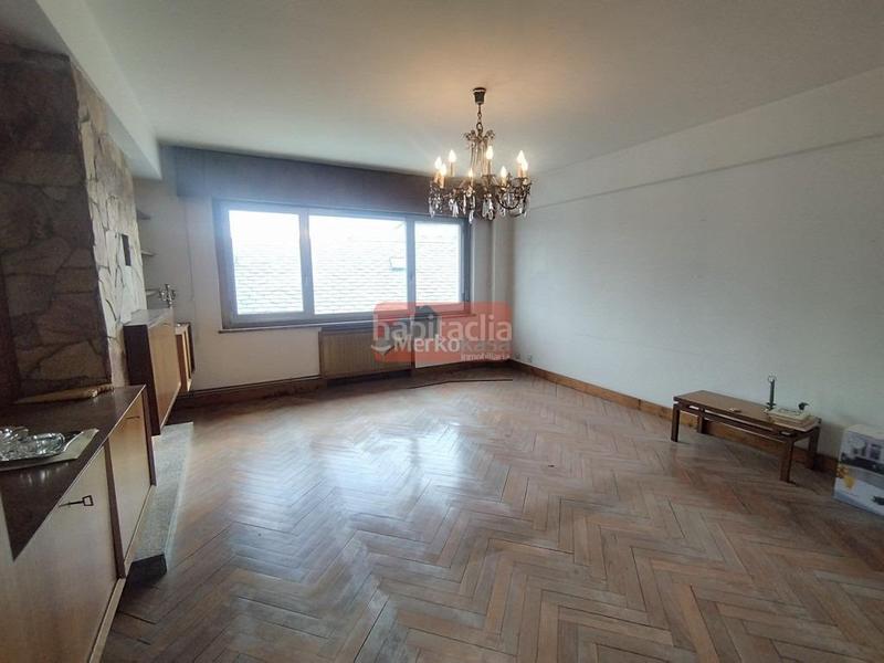 Foto dd538def-92b0-453b-be12-1828a20186bf. Pis amb calefacció aparcament a Centro - Recinto Amurallado Lugo