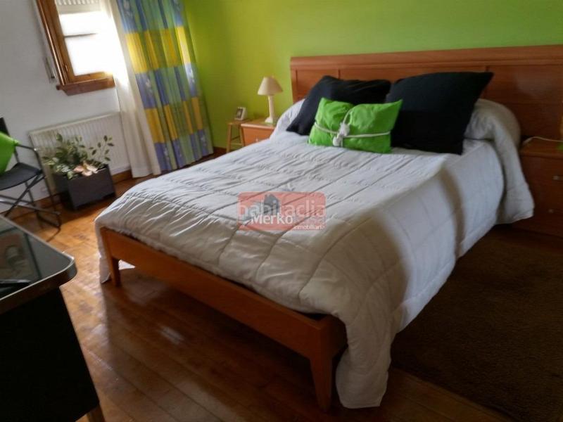 Foto c98a7eab-1366-4ece-8d28-8139c60093f2. Local comercial a Becerreá