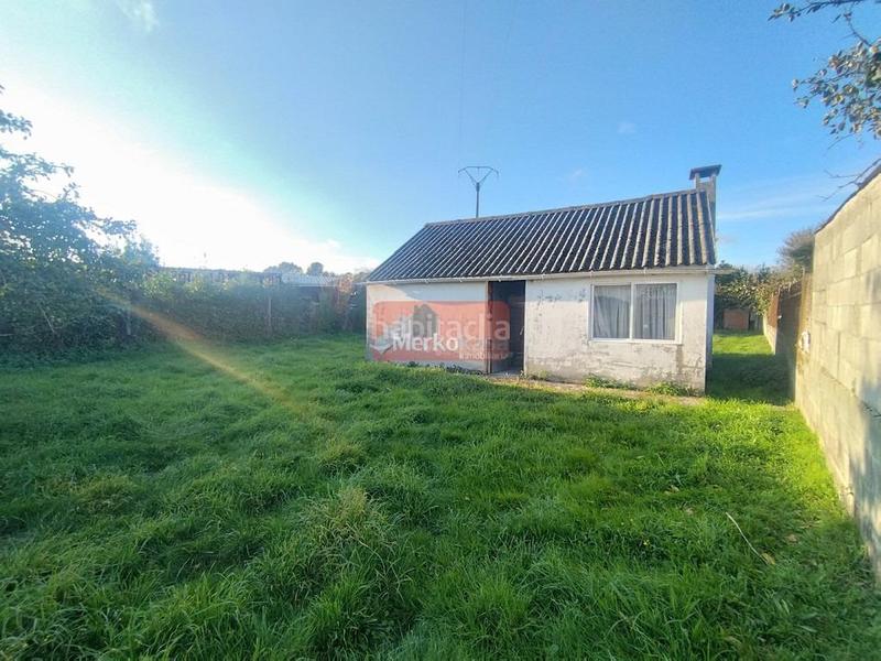 Foto e7a9eda3-fa8a-4210-bac3-f13b5a04ddb3. Wohngrundstück in Outeiro de Rei