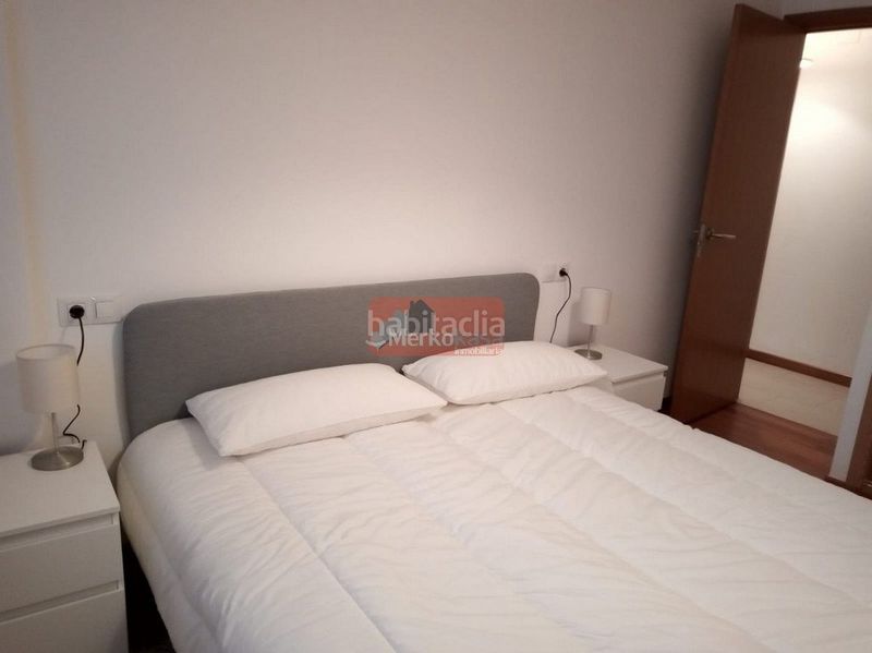 Foto 2af750db-c79c-49be-8d3e-02866fe3bf41. Lloguer pis amb calefacció aparcament a Residencia - Abella Lugo