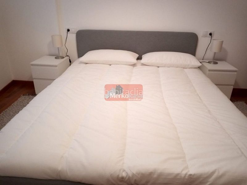 Foto 606f455b-658e-405a-8e22-63232fff04aa. Lloguer pis amb calefacció aparcament a Residencia - Abella Lugo