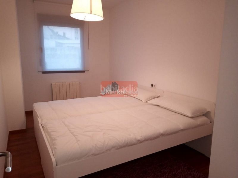 Foto 7cd3a099-e4a0-4ca9-b598-1ea955d78614. Lloguer pis amb calefacció aparcament a Residencia - Abella Lugo