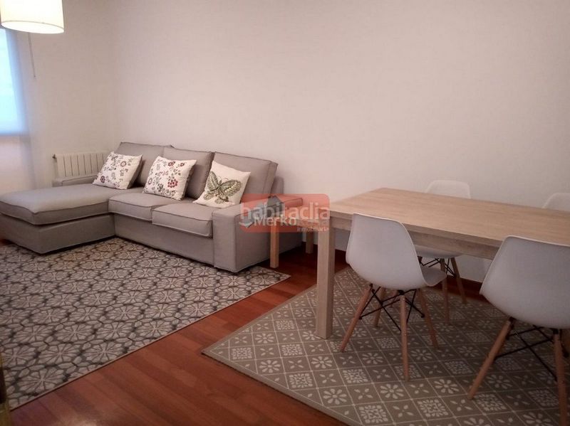 Foto 8da436db-8185-4092-9ecc-c3241a43f8c1. Lloguer pis amb calefacció aparcament a Residencia - Abella Lugo