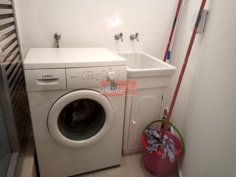 Foto 9cded15e-6b63-4822-81f2-e0008c698221. Lloguer pis amb calefacció aparcament a Residencia - Abella Lugo