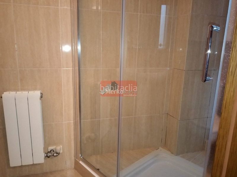 Foto f46b44ae-b2e3-4d80-be2f-35169e6ee845. Lloguer pis amb calefacció aparcament a Residencia - Abella Lugo