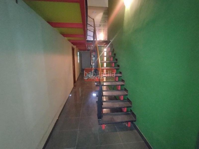 Foto f77c9497-5e8f-4847-b0c3-2c8df59b254f. Alquiler local comercial se alquila local comercial con entreplanta cercano a lamas de prado en Lugo