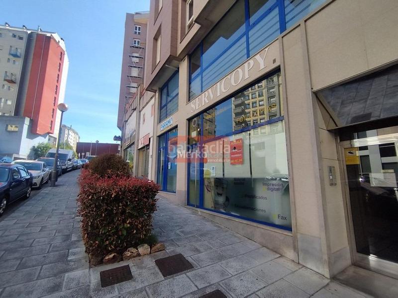 Foto 6e53813f-c46a-4b74-93b8-66be9a5cf893. Traspaso local comercial se alquila o se traspasa local comercial con licencia en Lugo