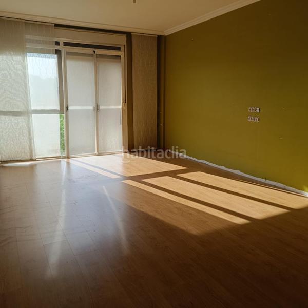 Foto 0e04b3f5-3bf2-4878-a346-eb4f7b9dd867. Dúplex amb calefacció aparcament a Residencia - Abella Lugo