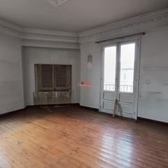 Pis a A Milagrosa. Se vende piso de techos altos en edificio singular!!!!