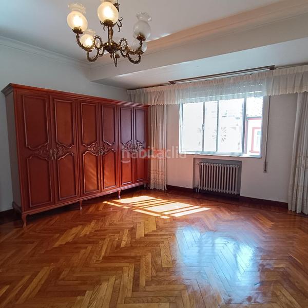 Foto 3b4bd213-15ce-41ff-8249-4a33ee2d67ef. Appartamento con riscaldamento in A Milagrosa Lugo