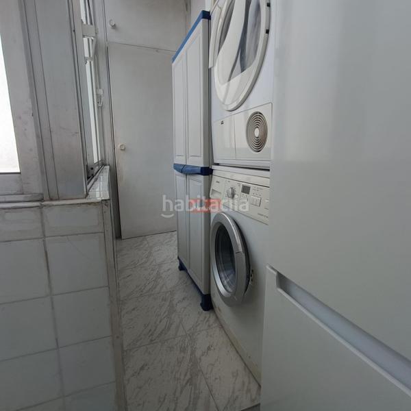 Foto b343e968-1327-4a89-bf06-2480db88cf1d. Appartamento con riscaldamento in A Milagrosa Lugo