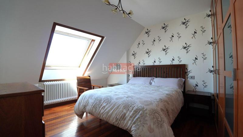 Foto 2eb55599-6968-4cf7-bde5-a99d207b0bd3. Duplex con riscaldamento in A Milagrosa Lugo