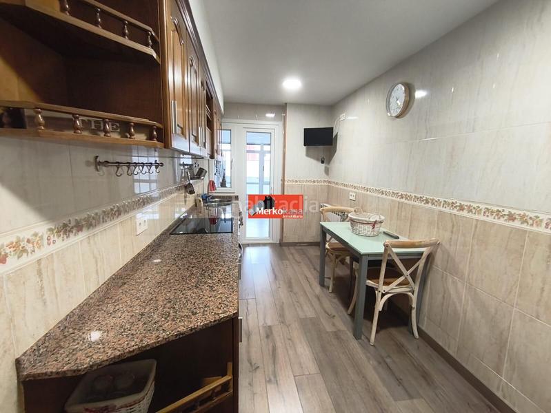 Foto d3206753-a5f2-4221-b05a-0a1a7c370859. Location appartement avec chauffage parking dans San Roque - As Fontiñas Lugo