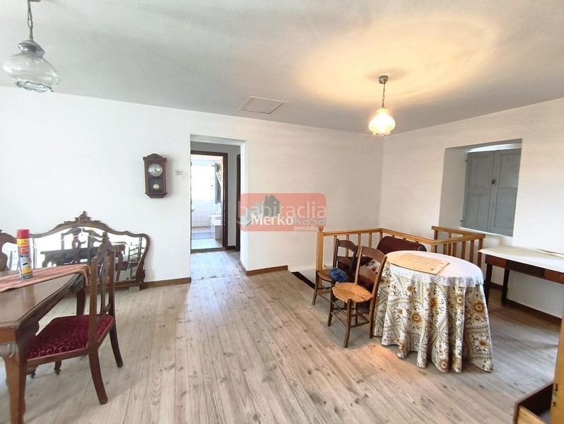 Foto 354501a5-d4ae-48e0-bdc2-cefd48a8e3aa. Masia amb aparcament a Parroquias del Este Lugo