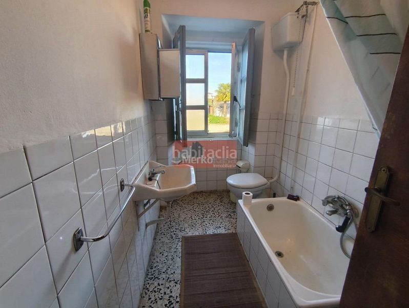 Foto 53a5228b-83b7-4176-a31e-6d3d7cddd46a. Masia amb aparcament a Parroquias del Este Lugo