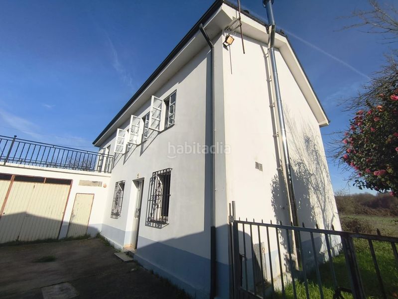 Foto af891da9-6461-49e4-9fca-ed3b1024a23f. Masia amb aparcament a Parroquias del Este Lugo