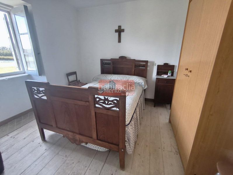 Foto c17bc357-67d8-4781-959f-ea7decd6a2e9. Masia amb aparcament a Parroquias del Este Lugo