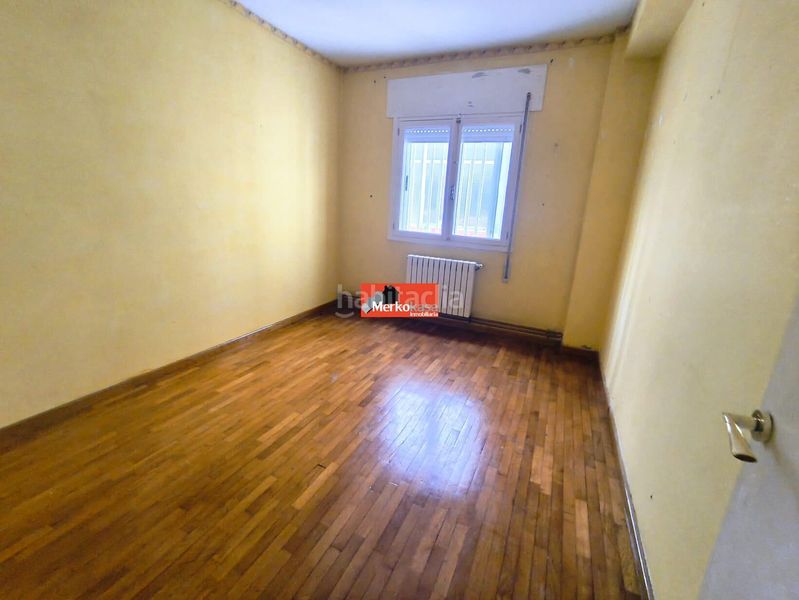 Foto a5a8b018-dd6f-487a-83f1-bd755c20bce5. Flat with heating in San Roque - As Fontiñas Lugo