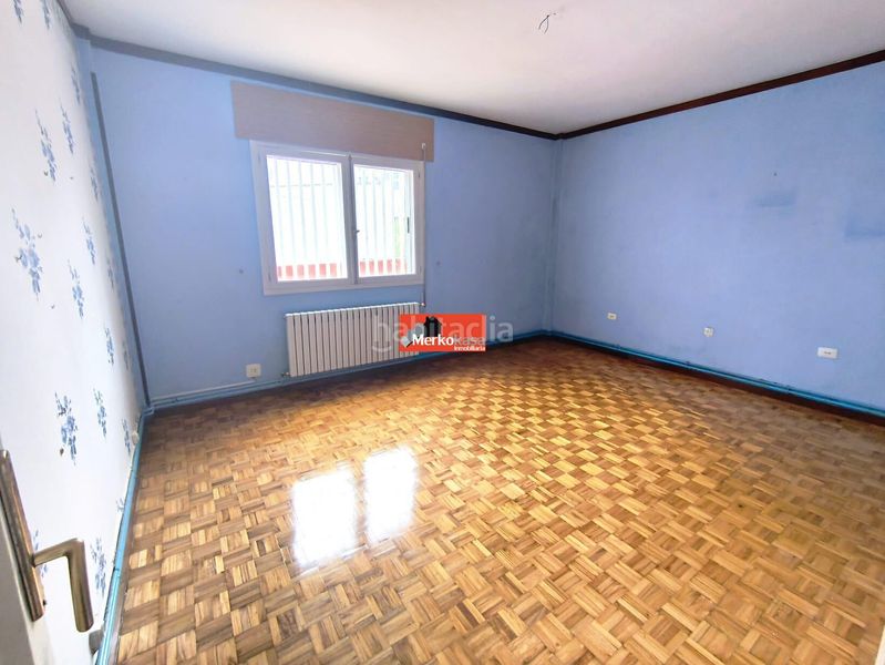 Foto f4fb332d-6f5a-4ba9-b2e9-691f5fe5ff5e. Flat with heating in San Roque - As Fontiñas Lugo