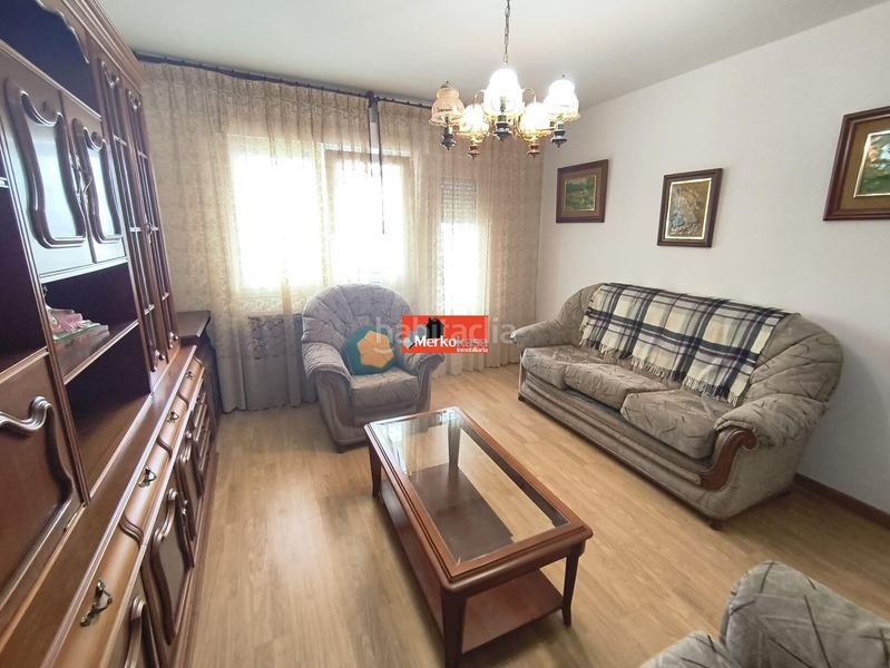Foto a29cde33-3ab6-4825-afd0-0d4275d8638a. Flat with heating parking in A Piriganlla - Albeiros - Garabolos Lugo