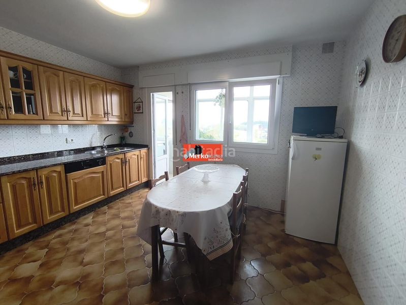 Foto bb5420f8-da56-4e08-880a-5237c7c406a7. Flat with heating parking in A Piriganlla - Albeiros - Garabolos Lugo