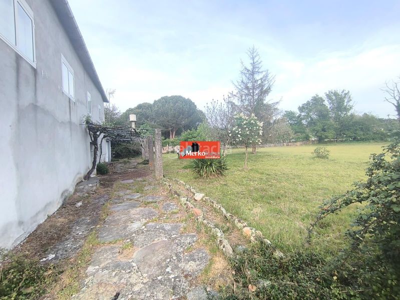 Foto af67eeac-662a-4976-b39c-510fbcb604d3. Masia amb aparcament a Corgo (O)