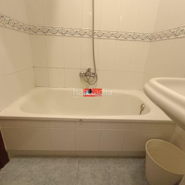 Foto 3e298ca8-4a3e-4355-9fa2-ccc939fe0803. Rent flat with heating parking in Acea de Olga - Augas Férreas Lugo