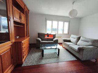 Location Duplex à Cortes-Huertas. Se alquila dúplex de tres dormitorios cerca universidad!!