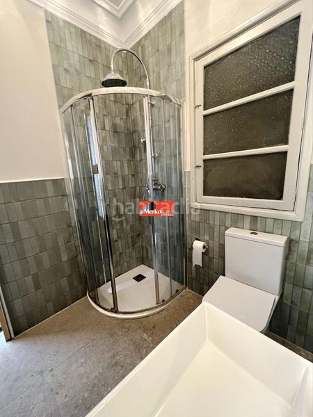 Foto b7dd8f1b-c1bc-4a32-bf0d-6d2e89594e22. Lloguer apartament amb calefacció a A Milagrosa Lugo