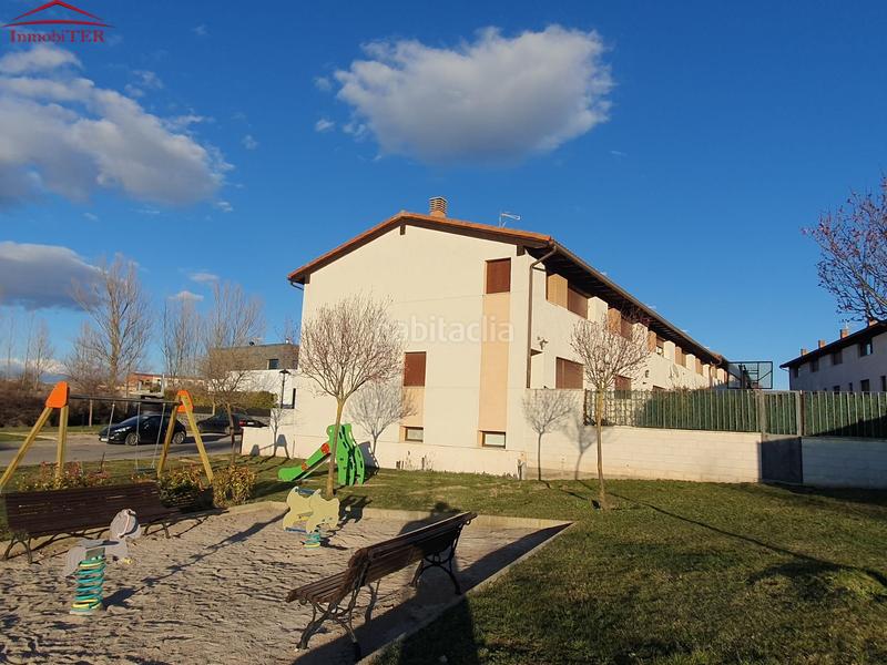Foto 00fa66da-e0b0-40ee-a235-c44a34b33ac0. Casa con riscaldamento parcheggio in Cedrillas