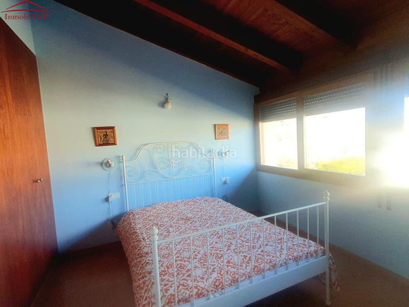 Foto 7c2a6128-dec6-43a4-8586-62cf6933cc9a. Casa con riscaldamento parcheggio in Cedrillas