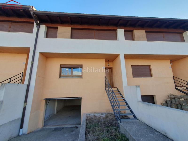 Foto fd71677b-a4b9-4421-81e6-6ef663053ce0. Casa con riscaldamento parcheggio in Cedrillas