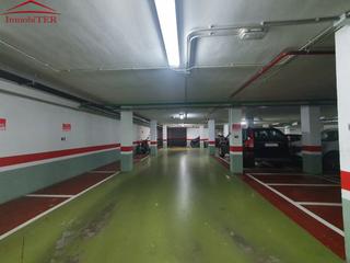 Lloguer Aparcament cotxe a Ensanche - Fuenfresca. Alquiler plaza de parking para moto.