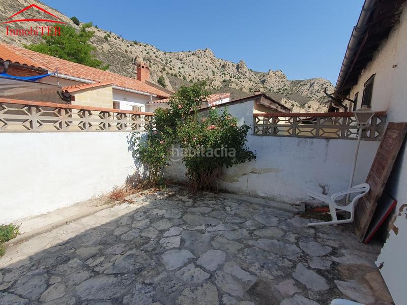 Foto a5bea136-522d-4c0f-a3c4-550a4989bab2. Casa a Aliaga