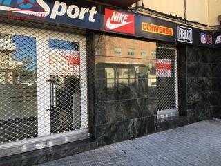 Local Comercial en Ensanche - Fuenfresca. Local en zona comercial