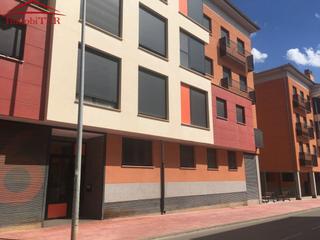 Lloguer Aparcament cotxe a Arrabal - Carrel - San Julián. Plaza de garaje y trastero en c los monotes
