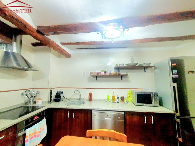 Foto 0aa3237a-1407-4913-b673-37f0c4283a87. Casa amb calefacció aparcament a Alfambra