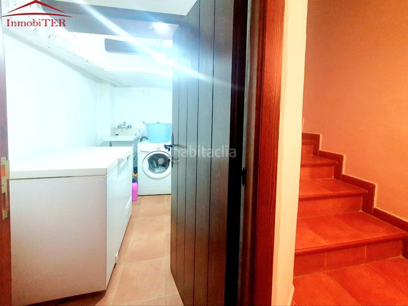 Foto 149a692e-b1f4-431a-9cbf-8ec96310d653. Casa amb calefacció aparcament a Alfambra