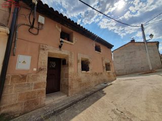 Casa en Rubiales. Encanto rural en rubiales, plena sierra de albarrac�n. naturalez