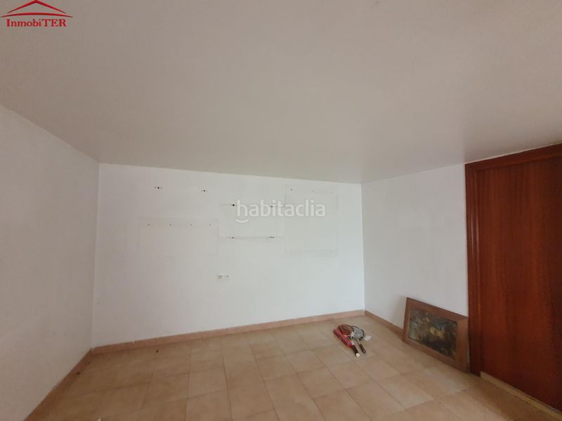Foto 028b3f38-c654-4f6f-96a6-c4fdcb492f7e. Casa  en Cella