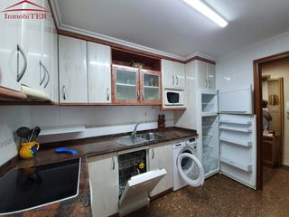 Miete Etagenwohnung in El Pinar - San León - Las Viñas. 3 habitaciones cerca de la universidad