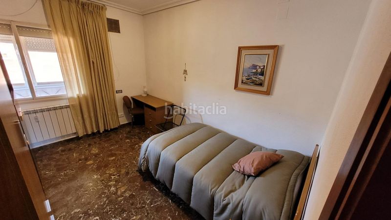 Foto 07b2064d-1532-49c4-ae3f-a474c503f428. Rent flat with heating parking in Ensanche - Fuenfresca Teruel
